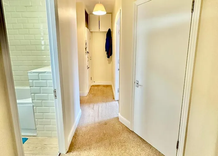 Stay In Whitechapel Apartment